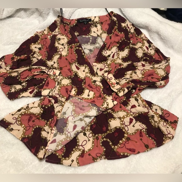 COPY - Brand new never worn, Velvet heart one snap v neck printed blouse. Gorge… - Picture 11 of 14